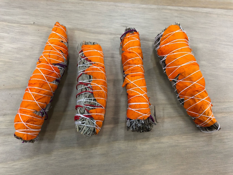 Atadillo Lavanda con pétalos rosa duradera